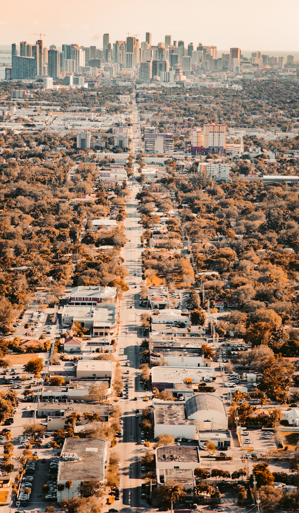 Luftaufnahmen der Stadtlandschaft bei Tag