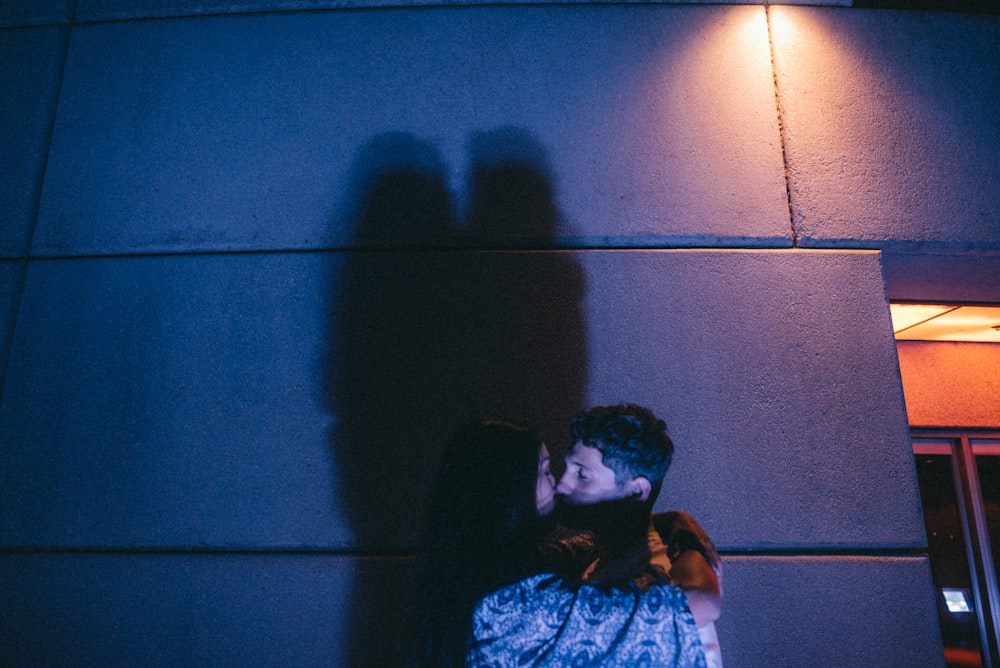 kissing man and woman