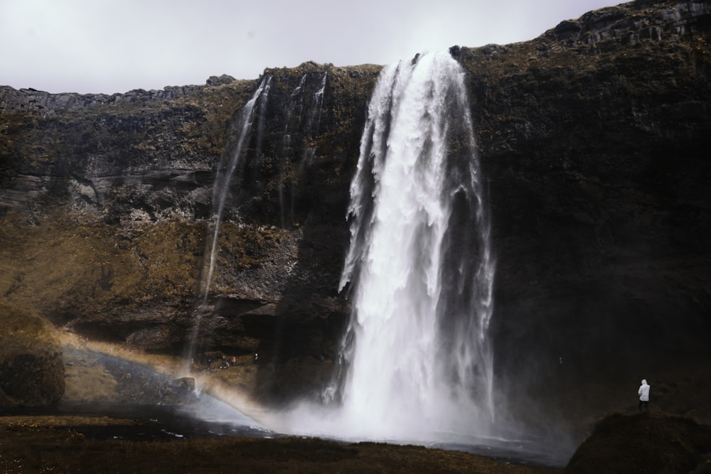 waterfalls during daytime