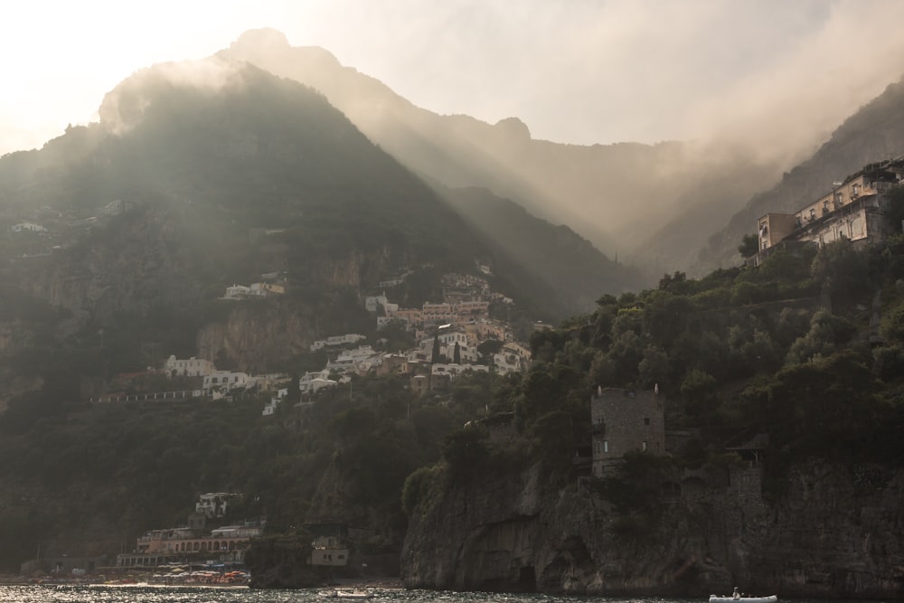 Coup d’œil sur la montagne