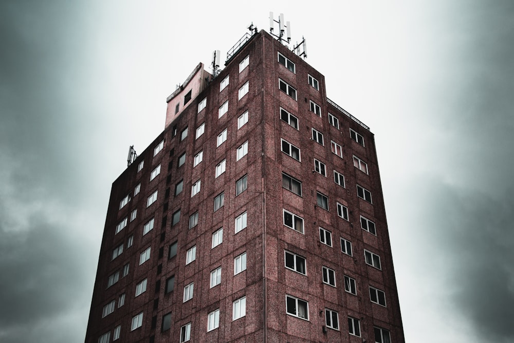 brown concrete building