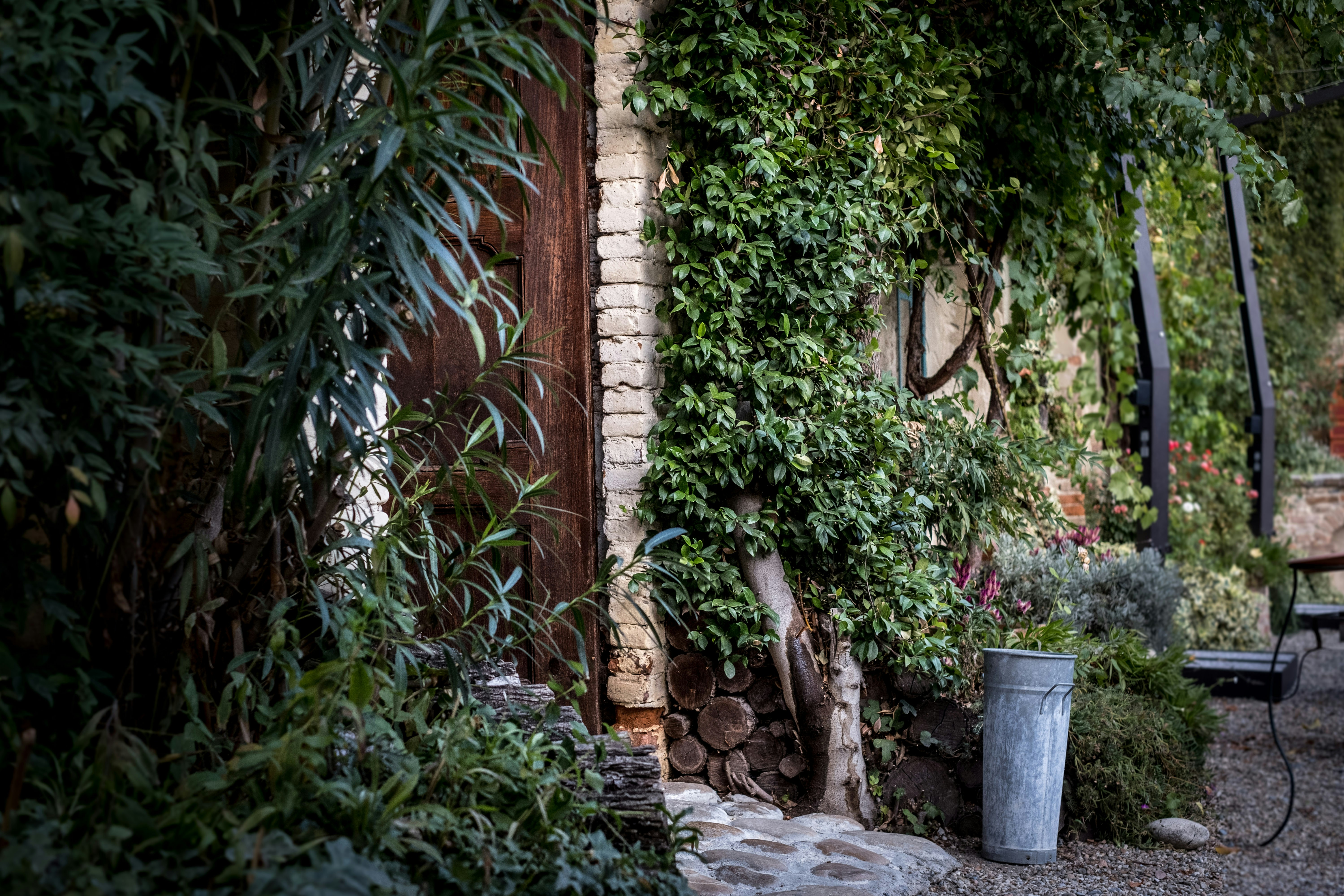 Photo by the_slow_roamer