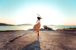 woman standing with her single leg
