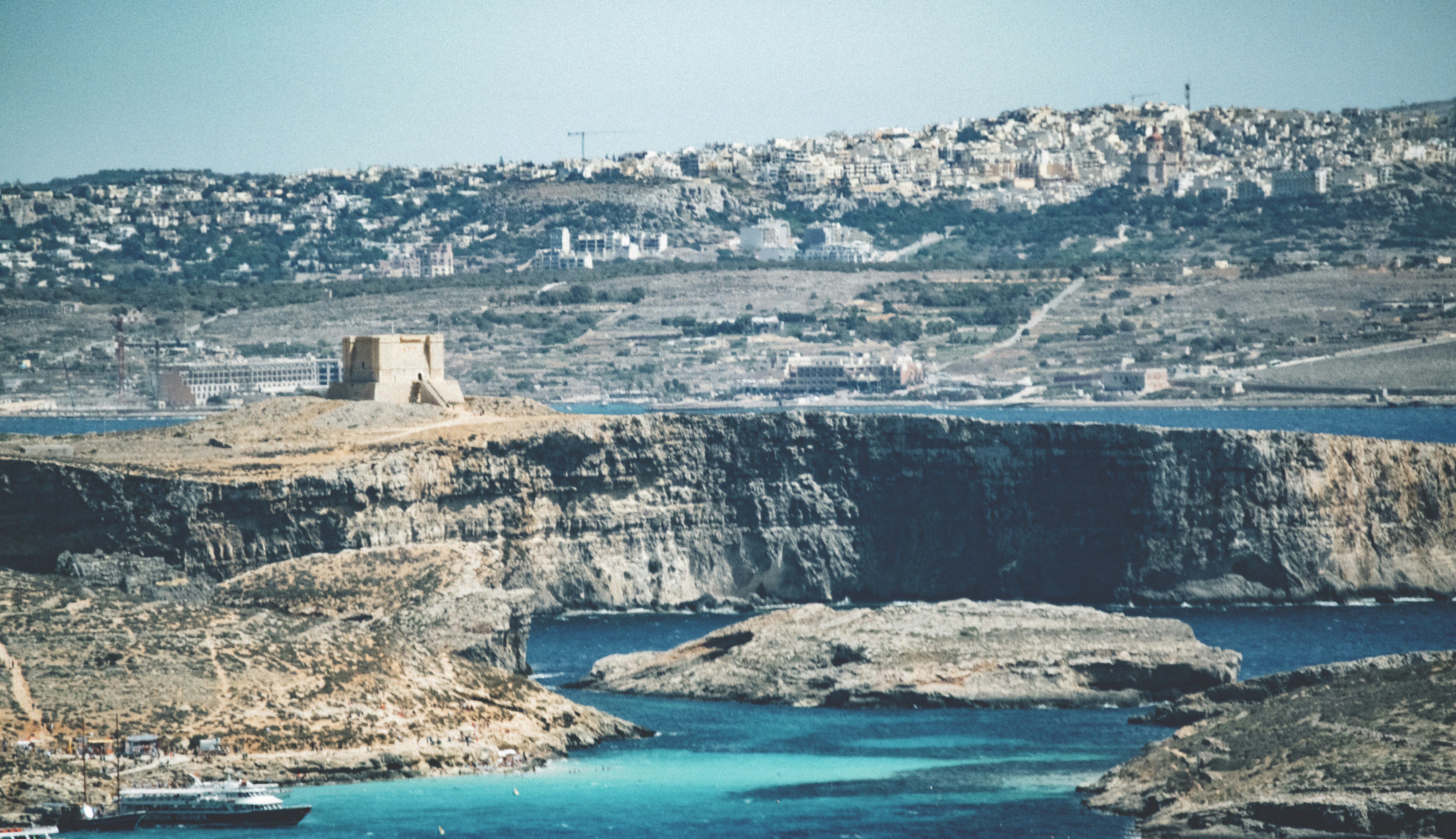 Stay online in the Malta with a prepaid eSIM from eSIMlii. Instant activation, no roaming charges, and reliable coverage.