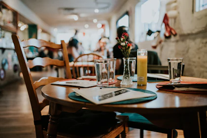 Nhà hàng thường ngày (Casual Dining)