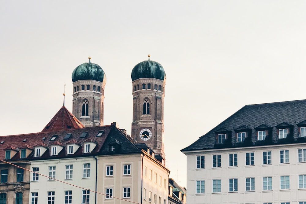 view of buildings