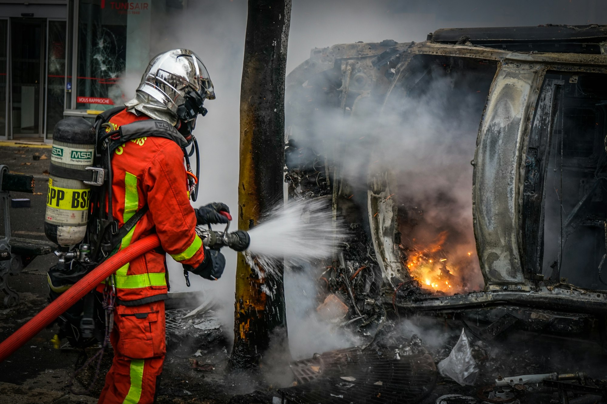 🚒 Vers une privatisation des Pompiers en France ? Tout sur la modification  de l'article MS70