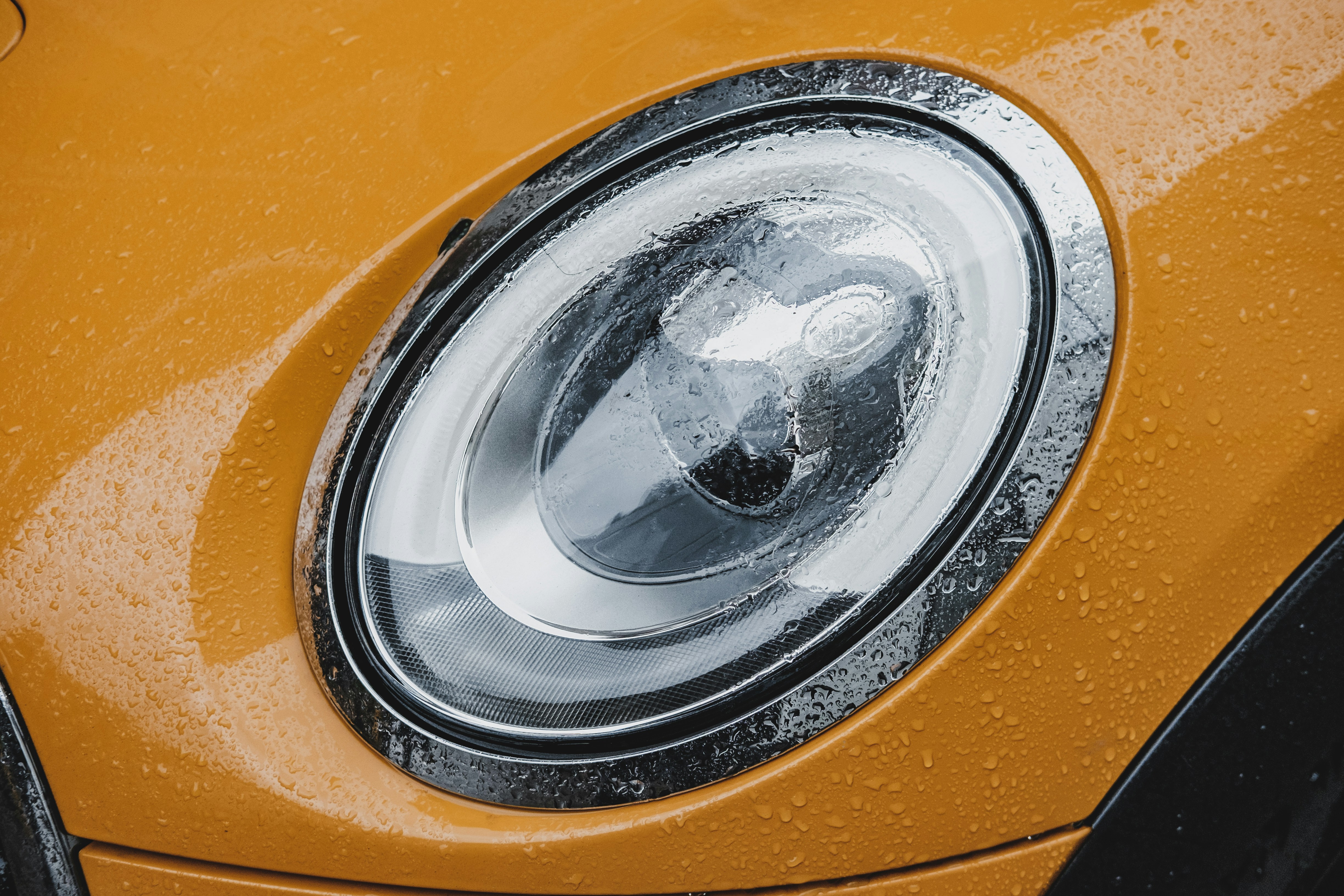 10 Common HID Headlight Features That Improve Performance