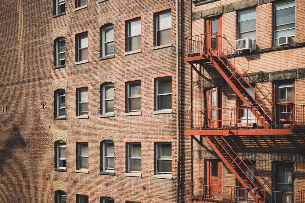 brown concrete building during daytime