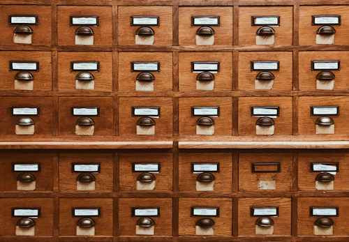 Database dan vector database untuk RAG