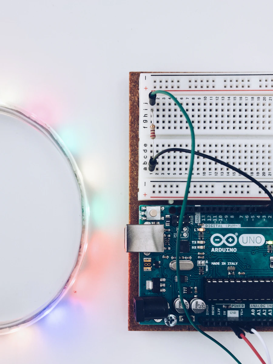 Placa electrónica y componentes de circuito