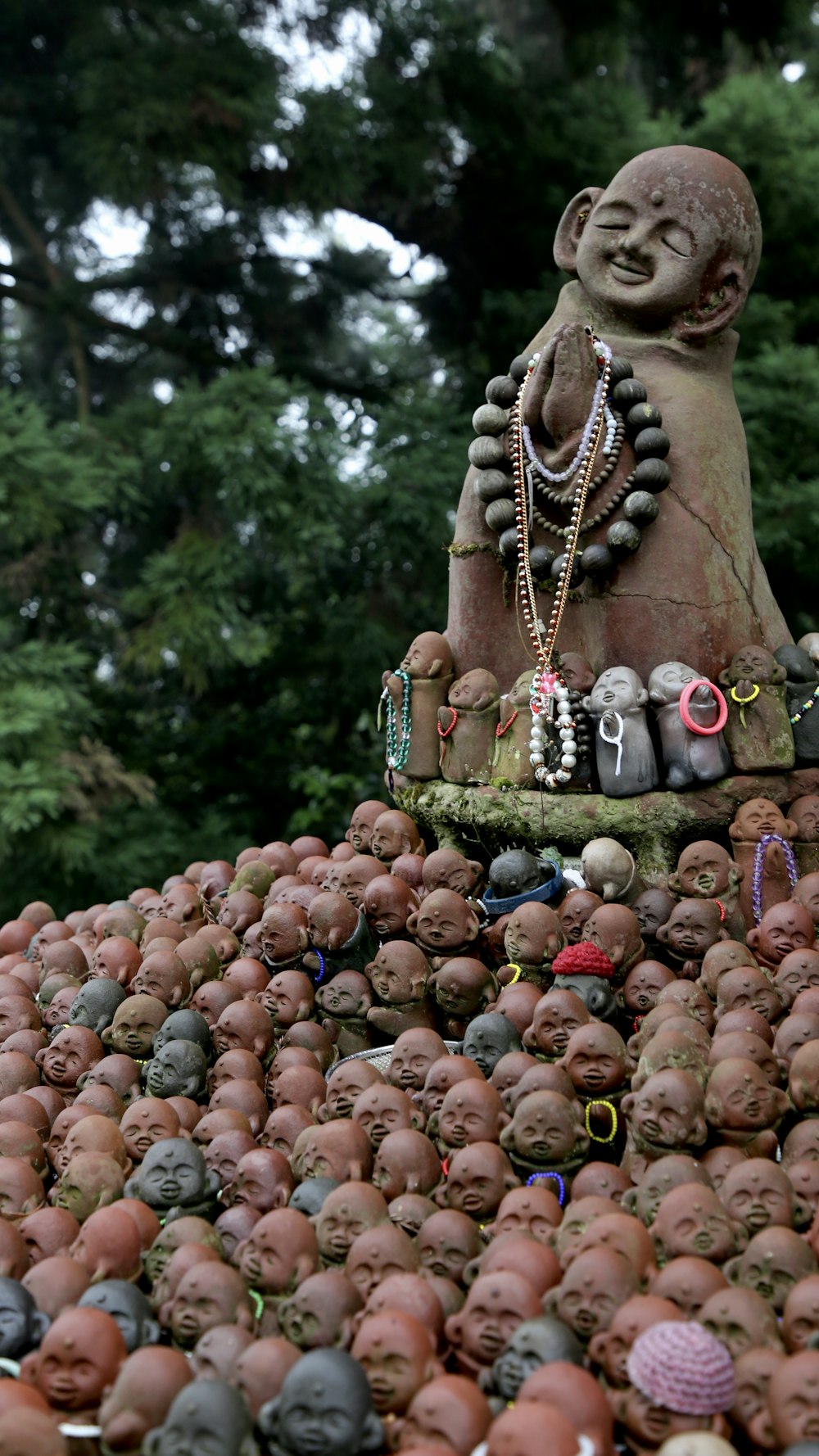 buddha statue during daytime