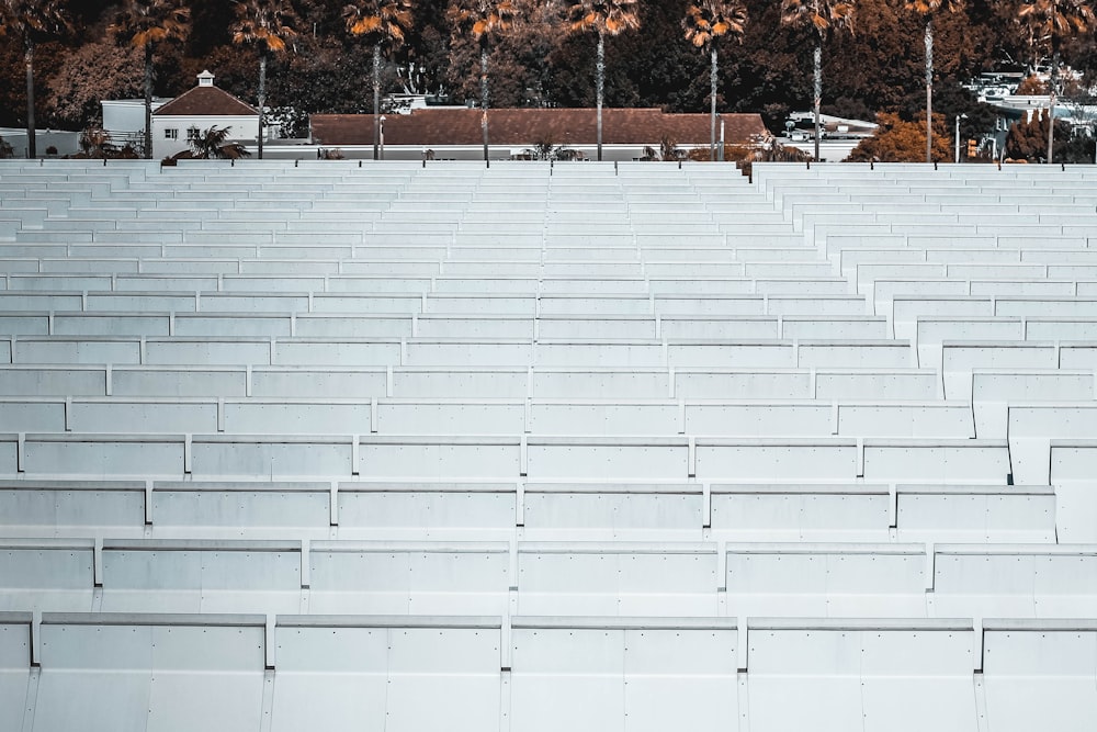 white stairs during daytime