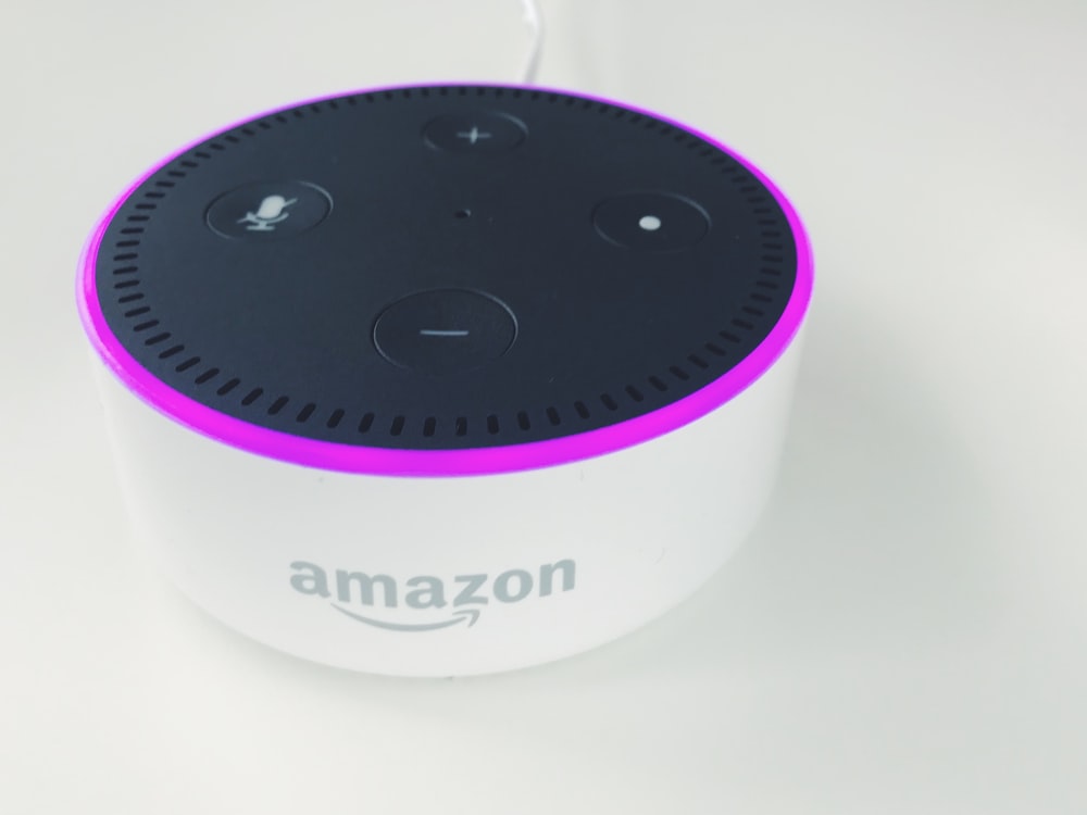 Amazon Echo Dot 2 blanco y negro