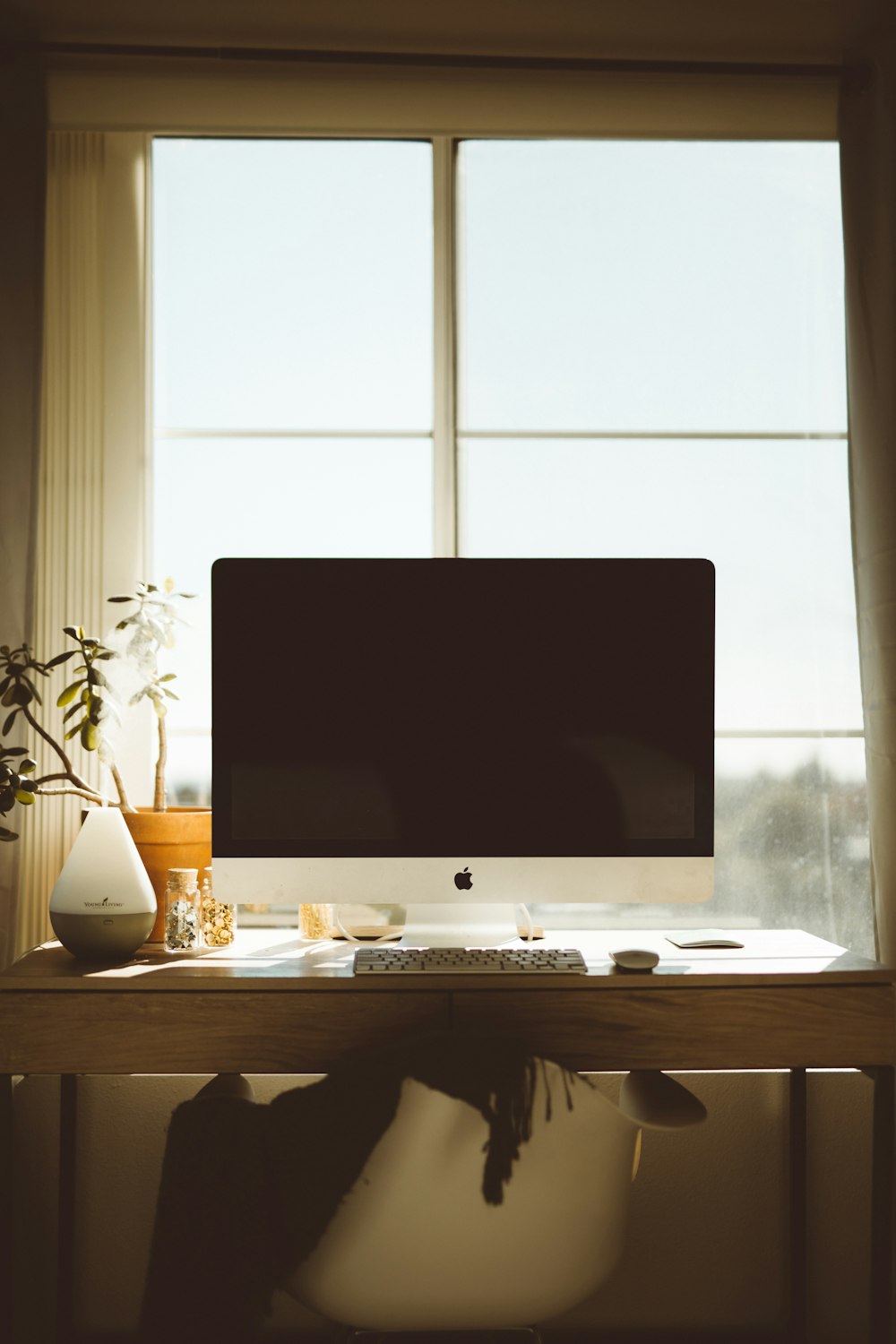 silver iMac turned off