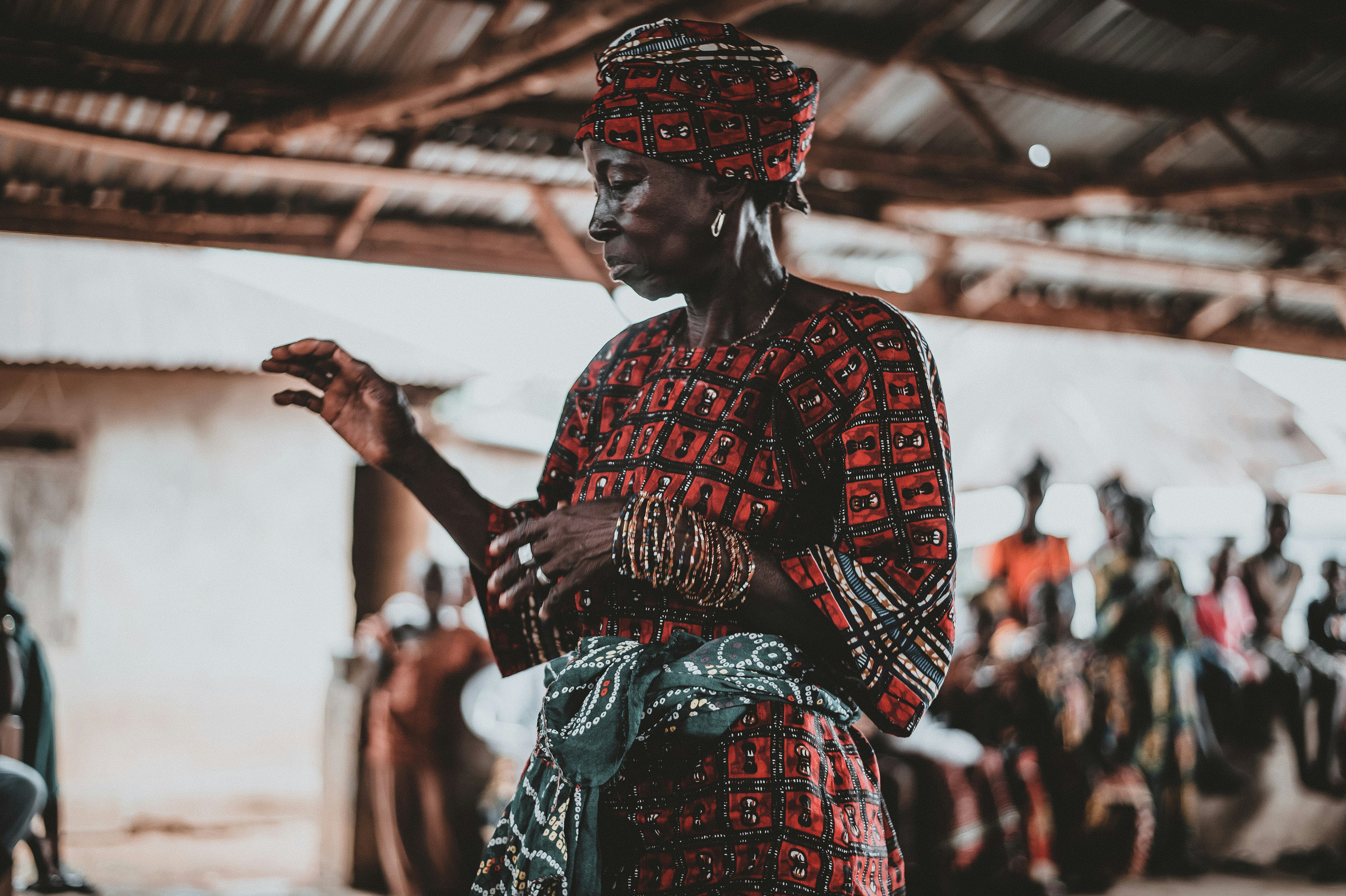 Image de Top 5 DJs afro-house à Paris pour un mariage inoubliable