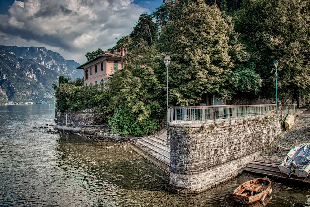 houses and trees next to river