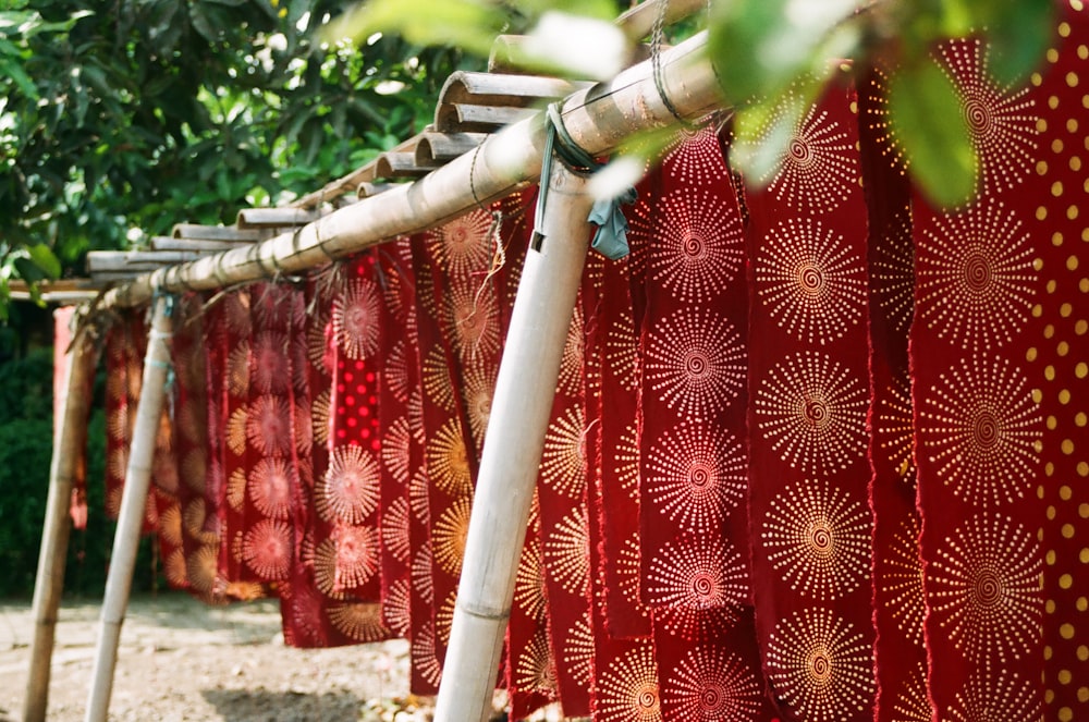 red curtain