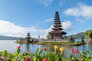 Pura Ulun Danu Bratan, Indonesia
