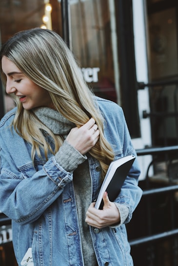 women's blue denim jacket