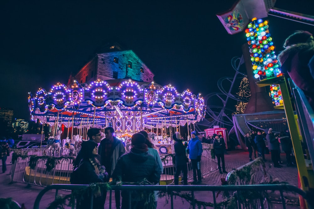 Carrousel pendant la nuit