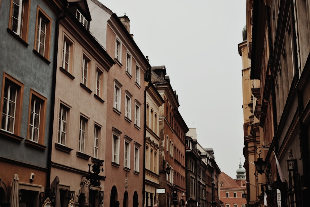 houses during daytime