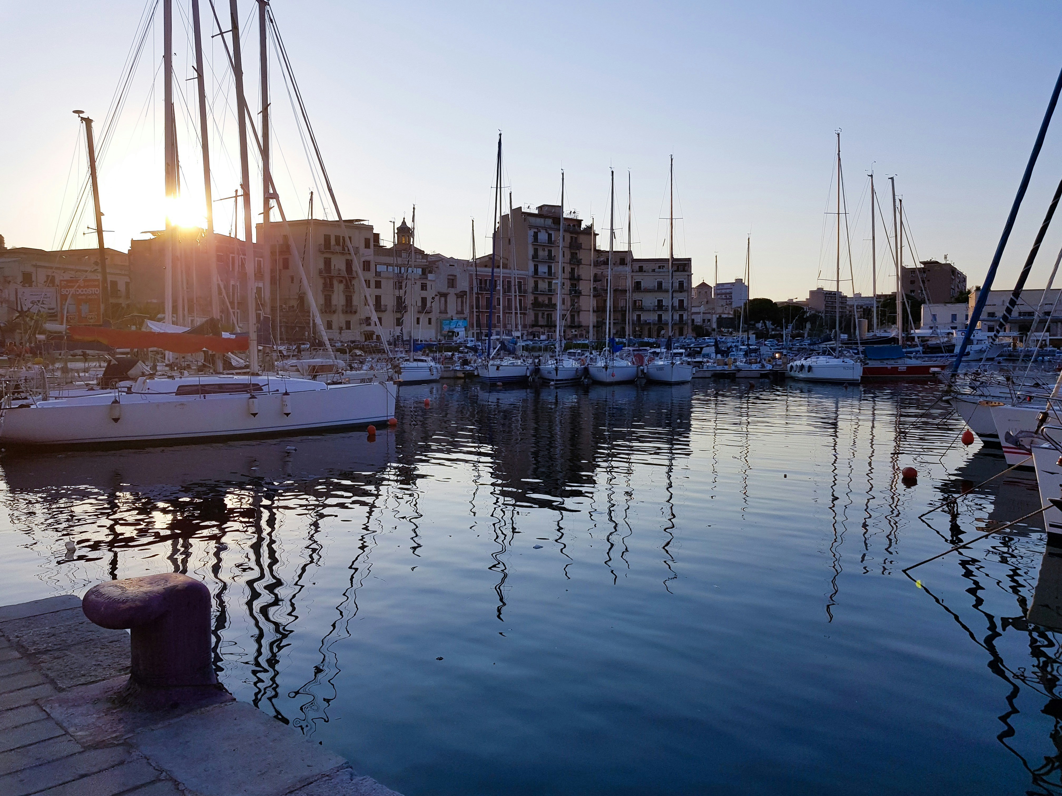 Photo by jonas_achiaa