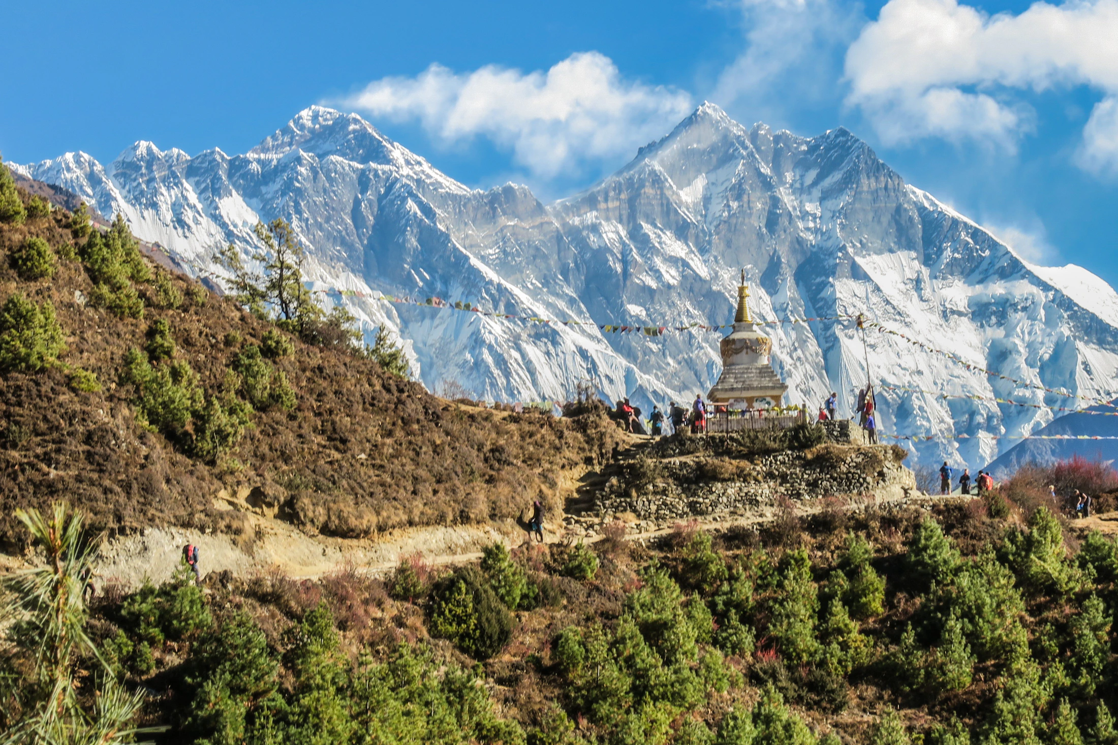 Snow-covered Himalayan peaks above the Manaslu region