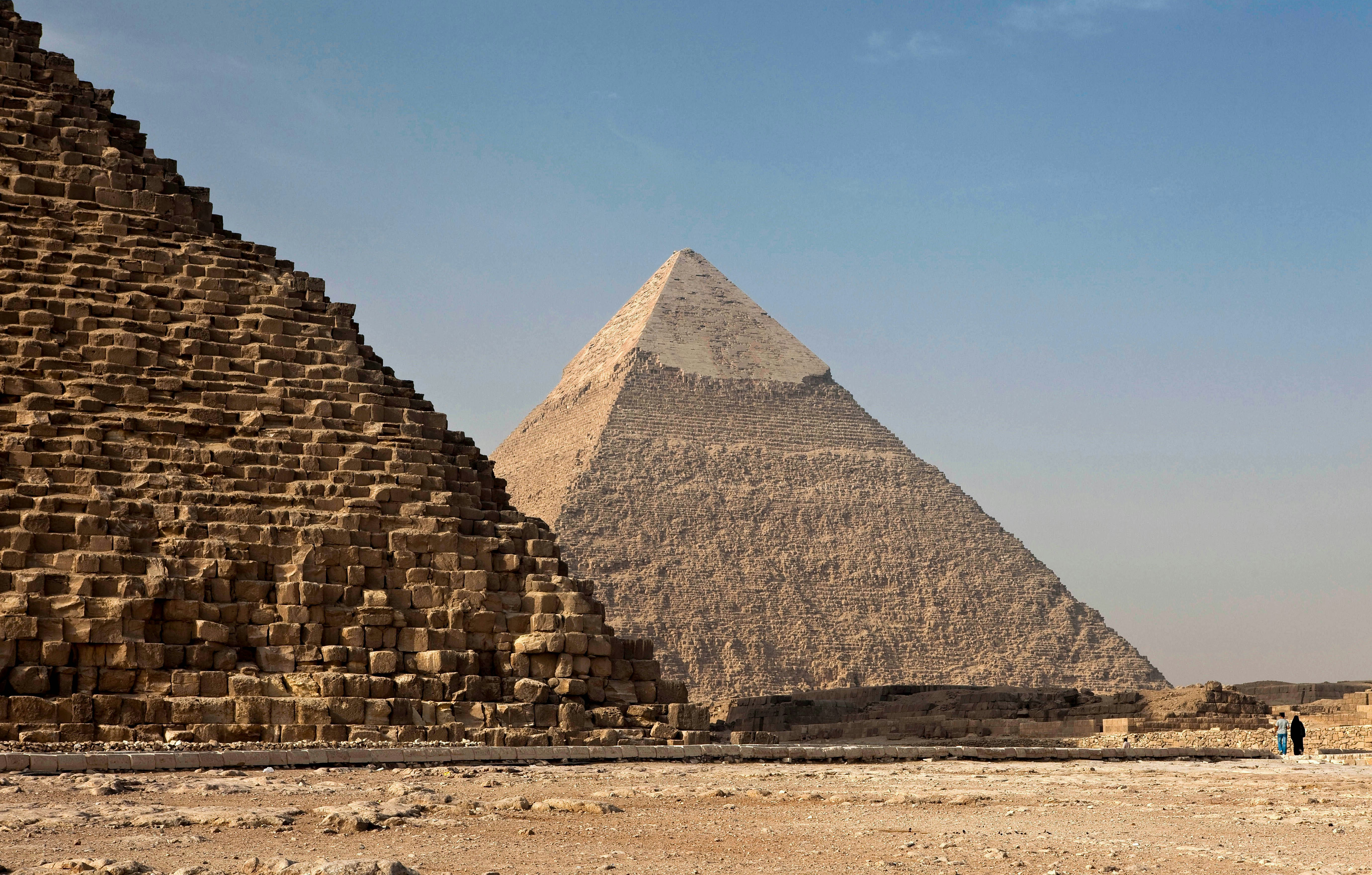 photo-1544815521-80841127c00f?ixid=M3wxMjA3fDB8MXxzZWFyY2h8MjR8fGVneXB0JTIwZG9sbGFyfGVufDB8fHx8MTczNTgwNDk4Nnww%5Cu0026ixlib=rb-4.0.3