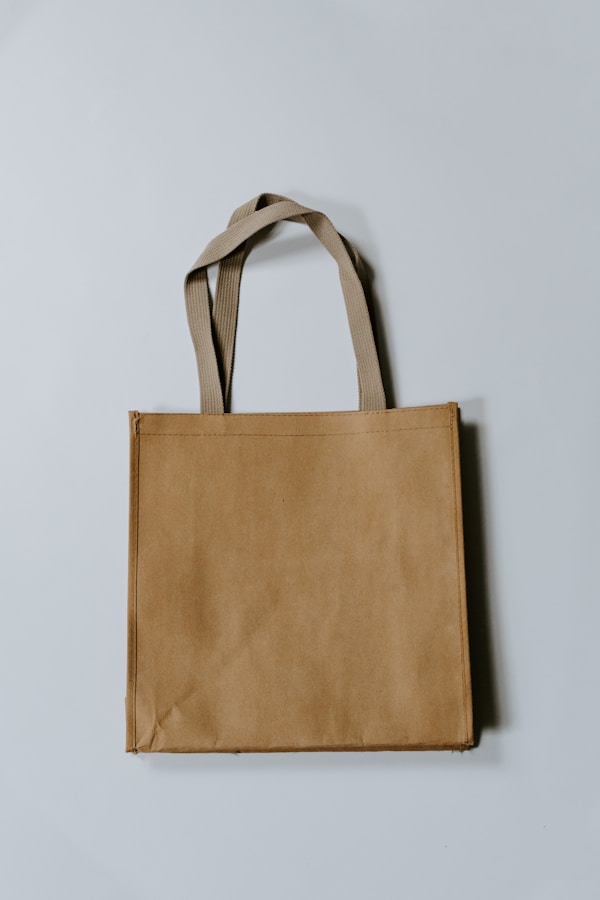 beige eco bagby Kelly Sikkema