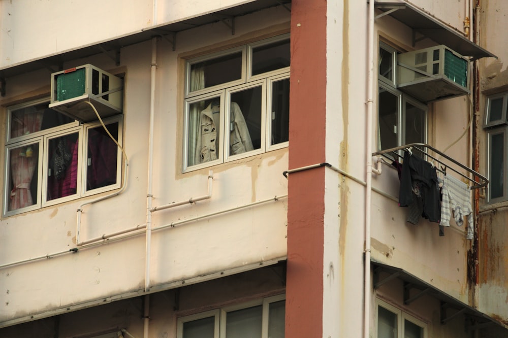 AC unit on window