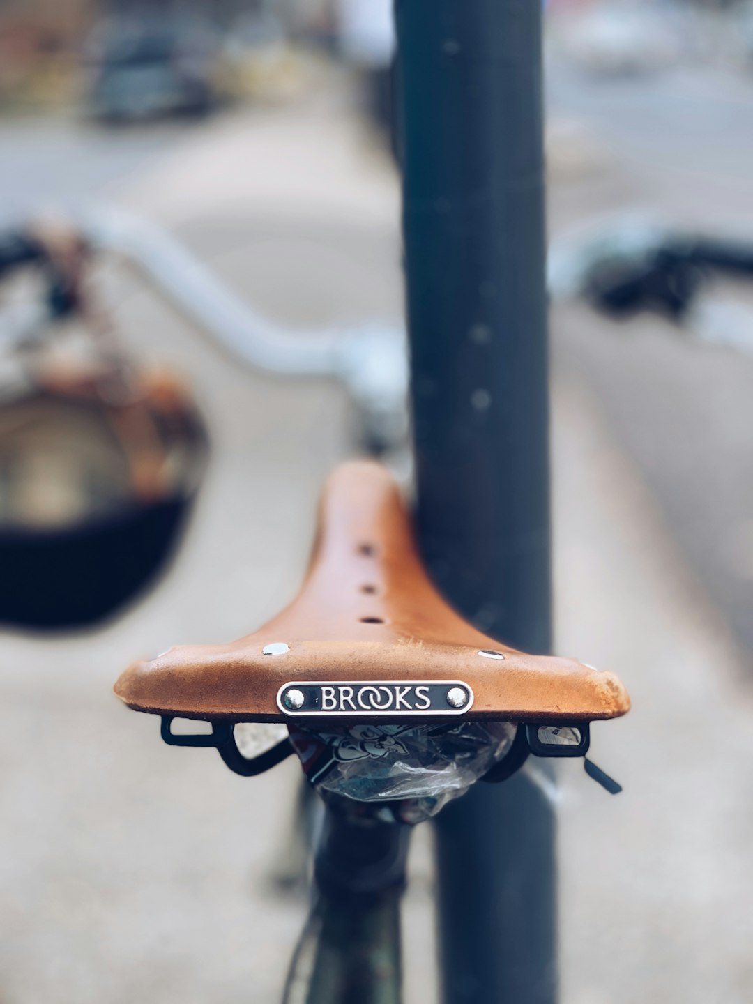 brown brooks bicycle saddle