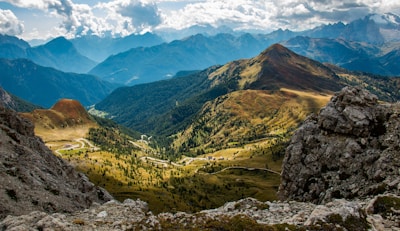 A mountainous parcel with rocky terrain and panoramic views of valleys below.