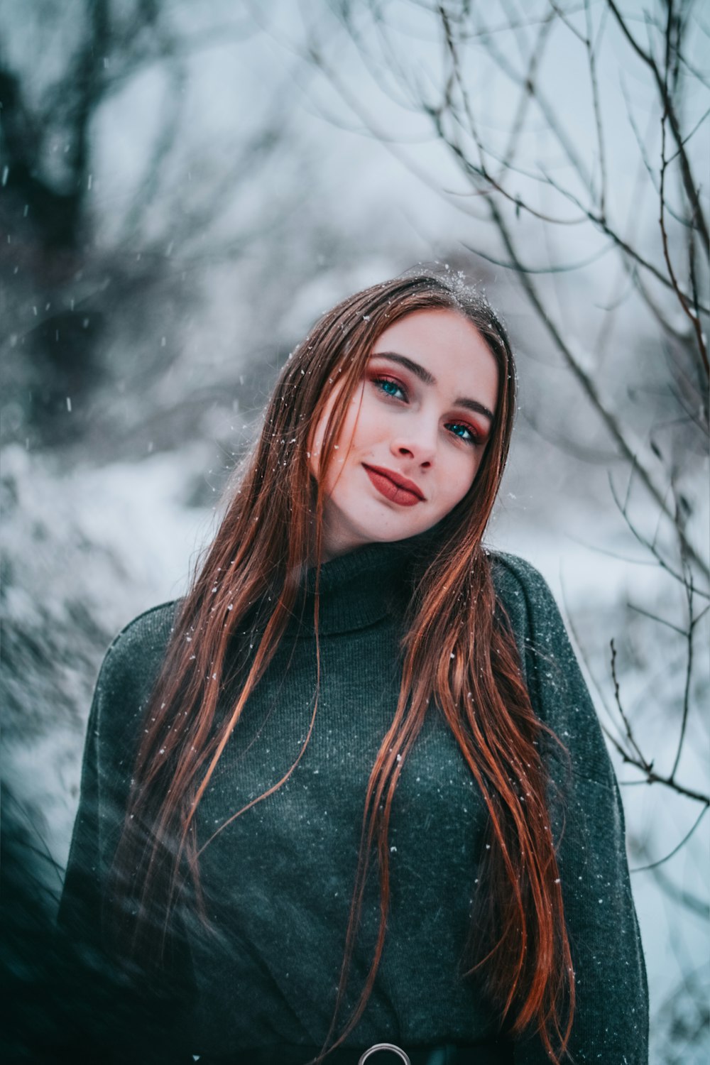 selective focus photography of woman