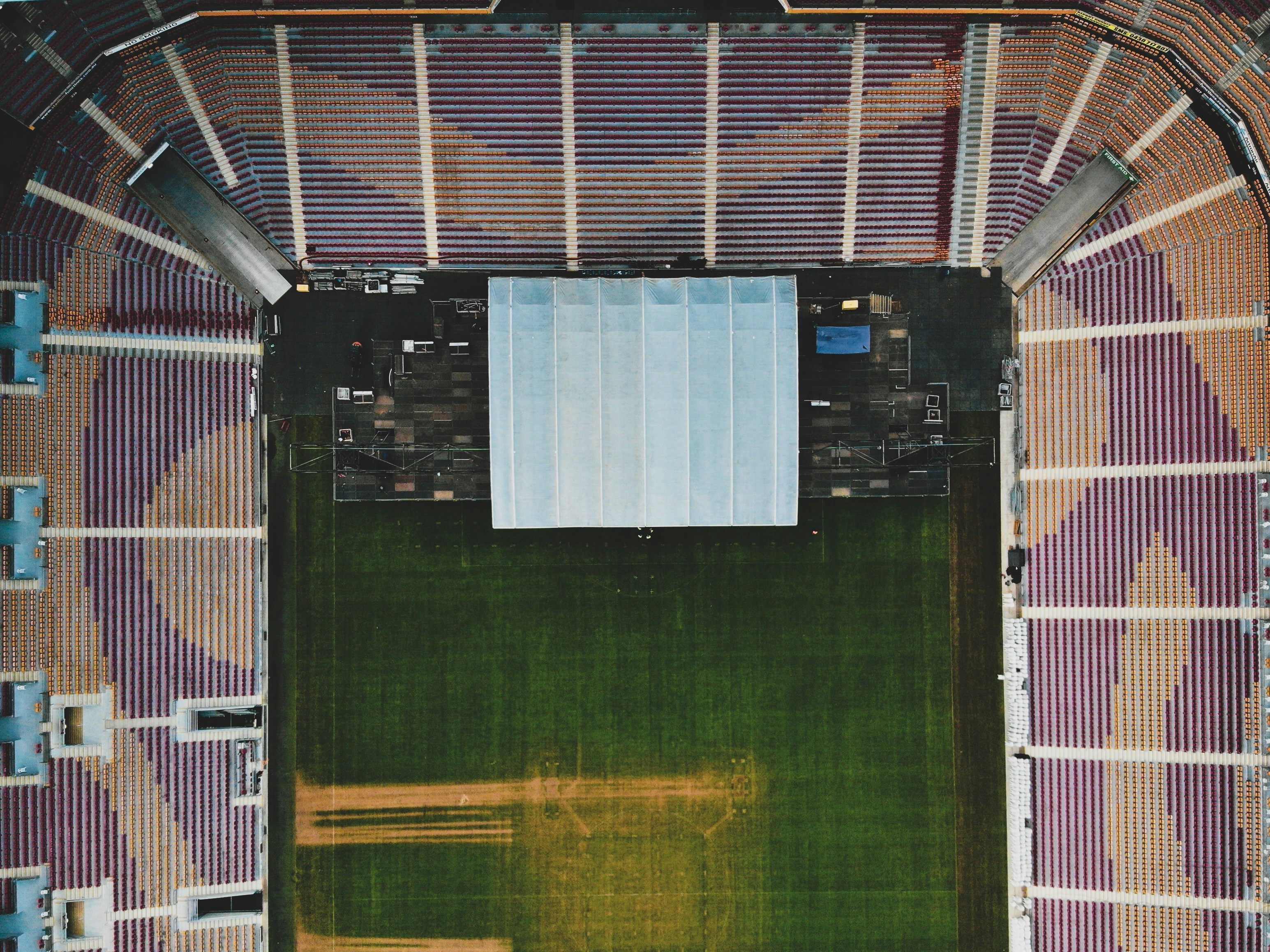 black and white metal pet cage