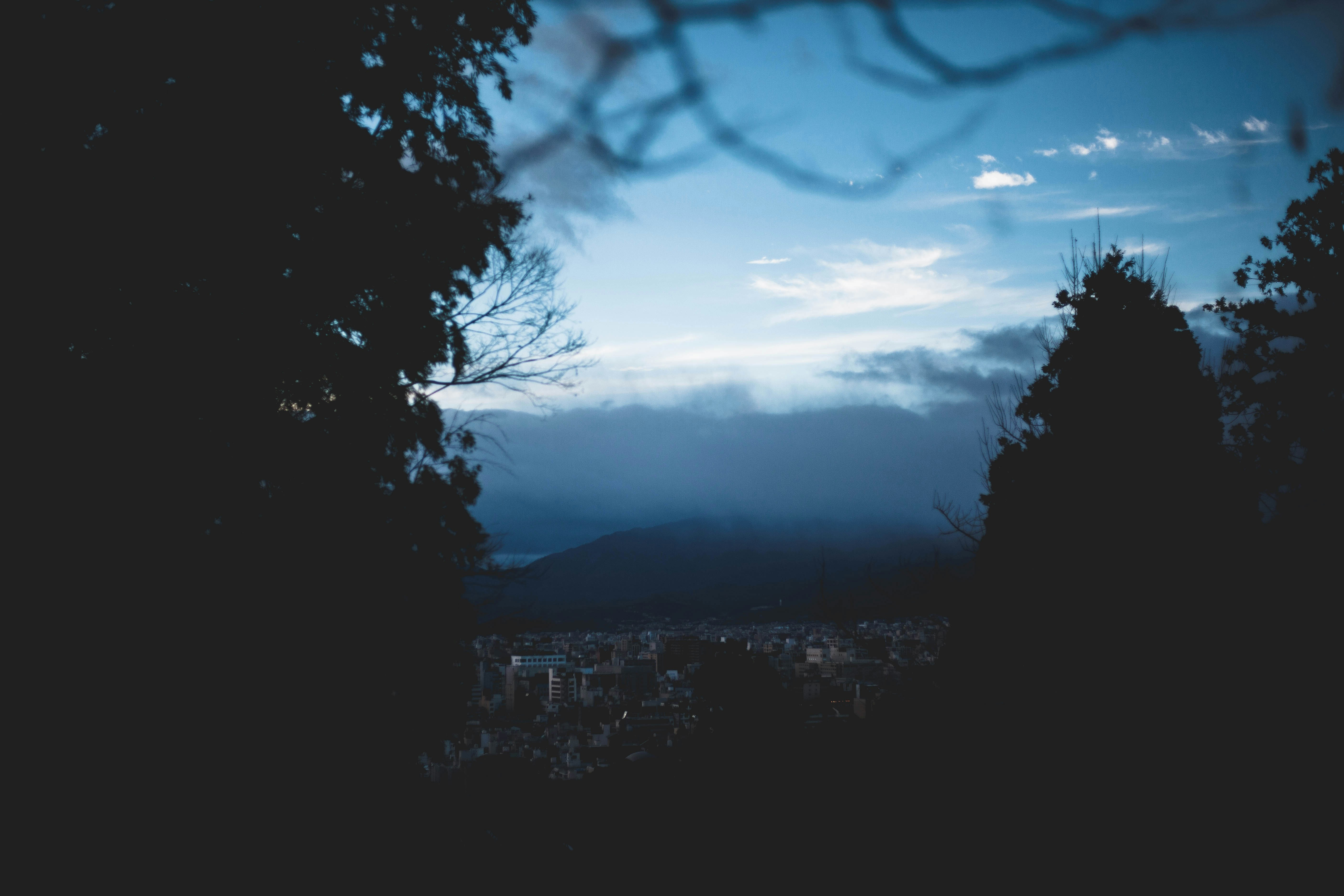 Photo by charlespostiaux