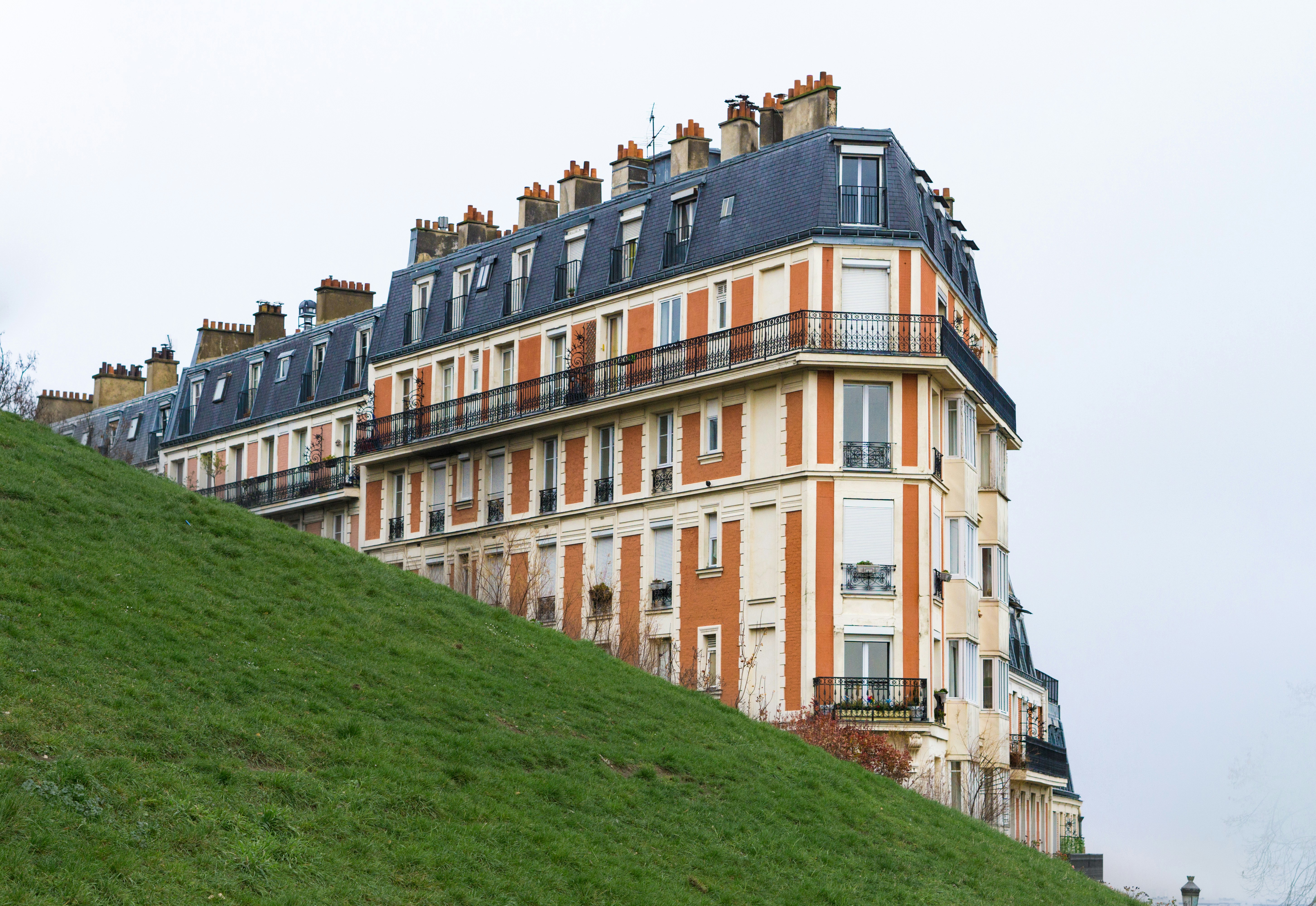 Best Areas to Stay in Le Vieux-Longueuil (2026 Guide)