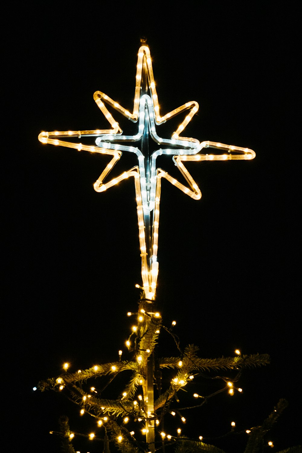 yellow and blue star lighted decor
