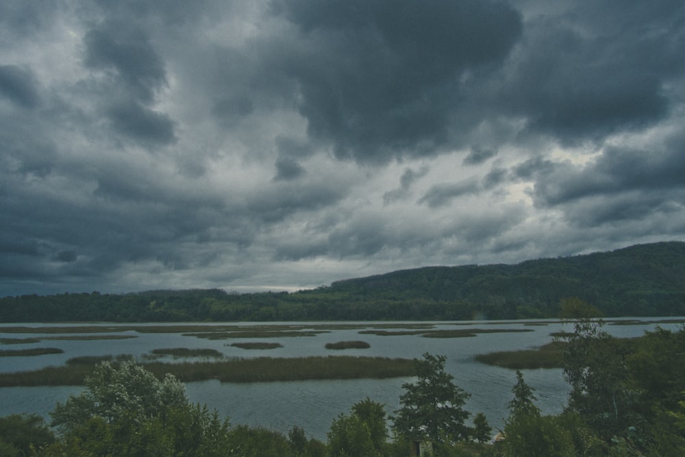 sea under gloomy sky