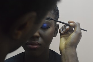 woman wearing black top