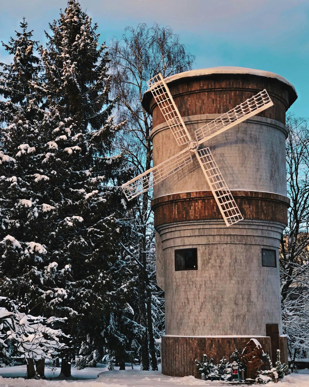 brown windmill