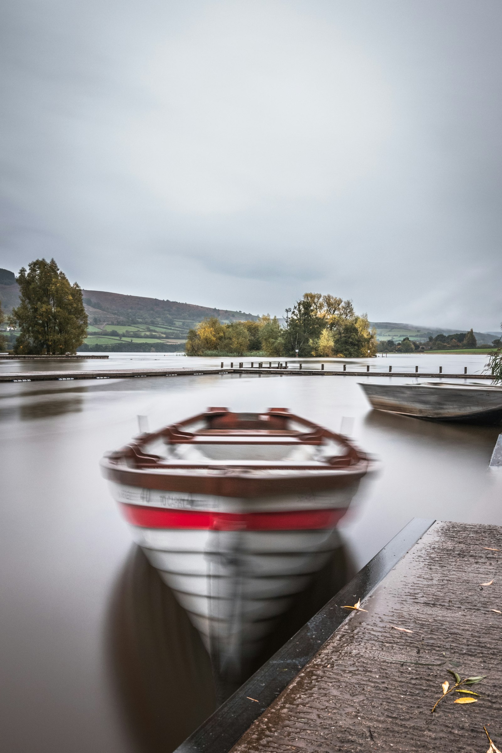 Canon EOS 7D Mark II + Sigma 10-20mm F3.5 EX DC HSM sample photo. White boat beside dock photography