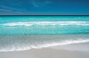 Horizon Tide Photograph