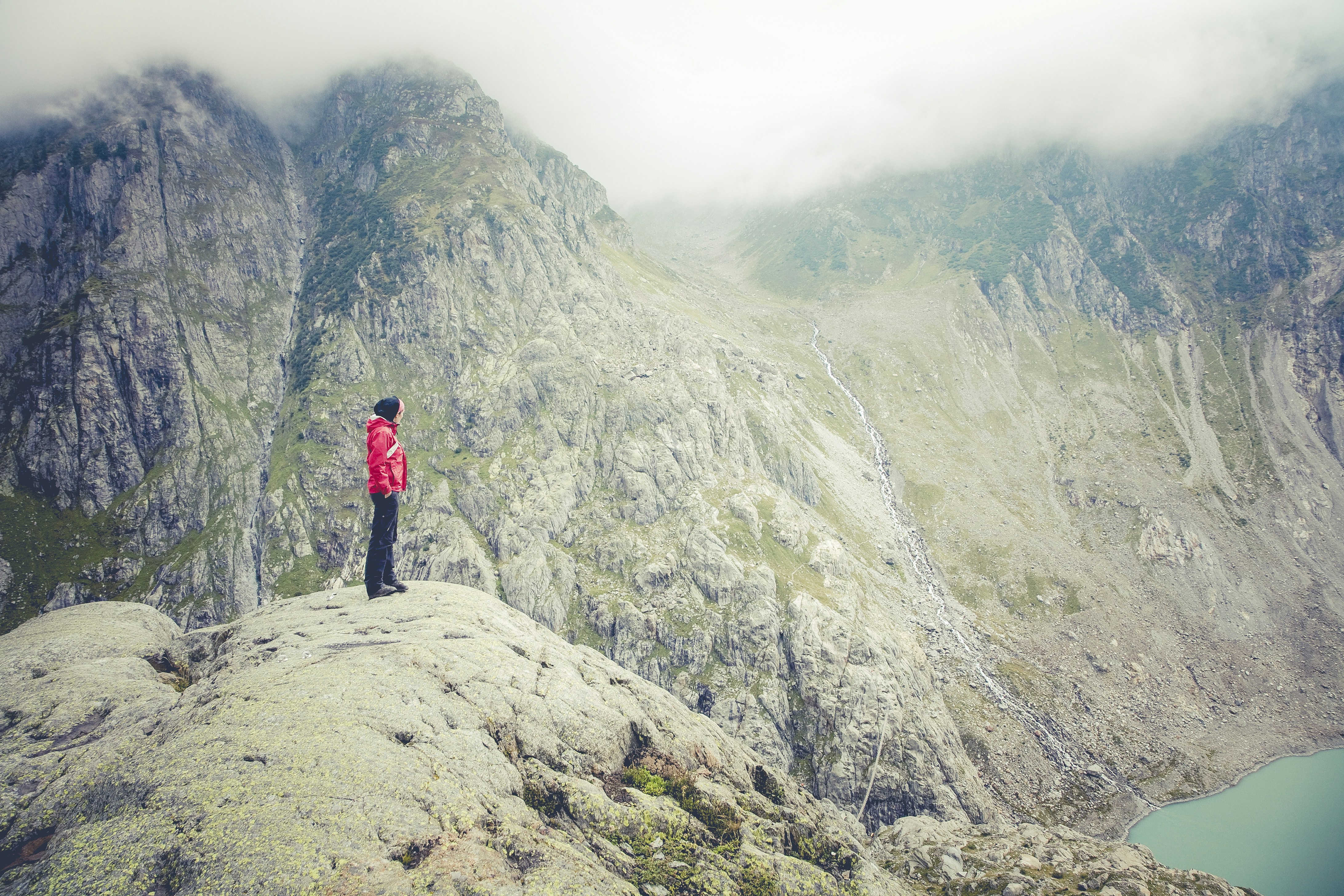 Photo by markusspiske