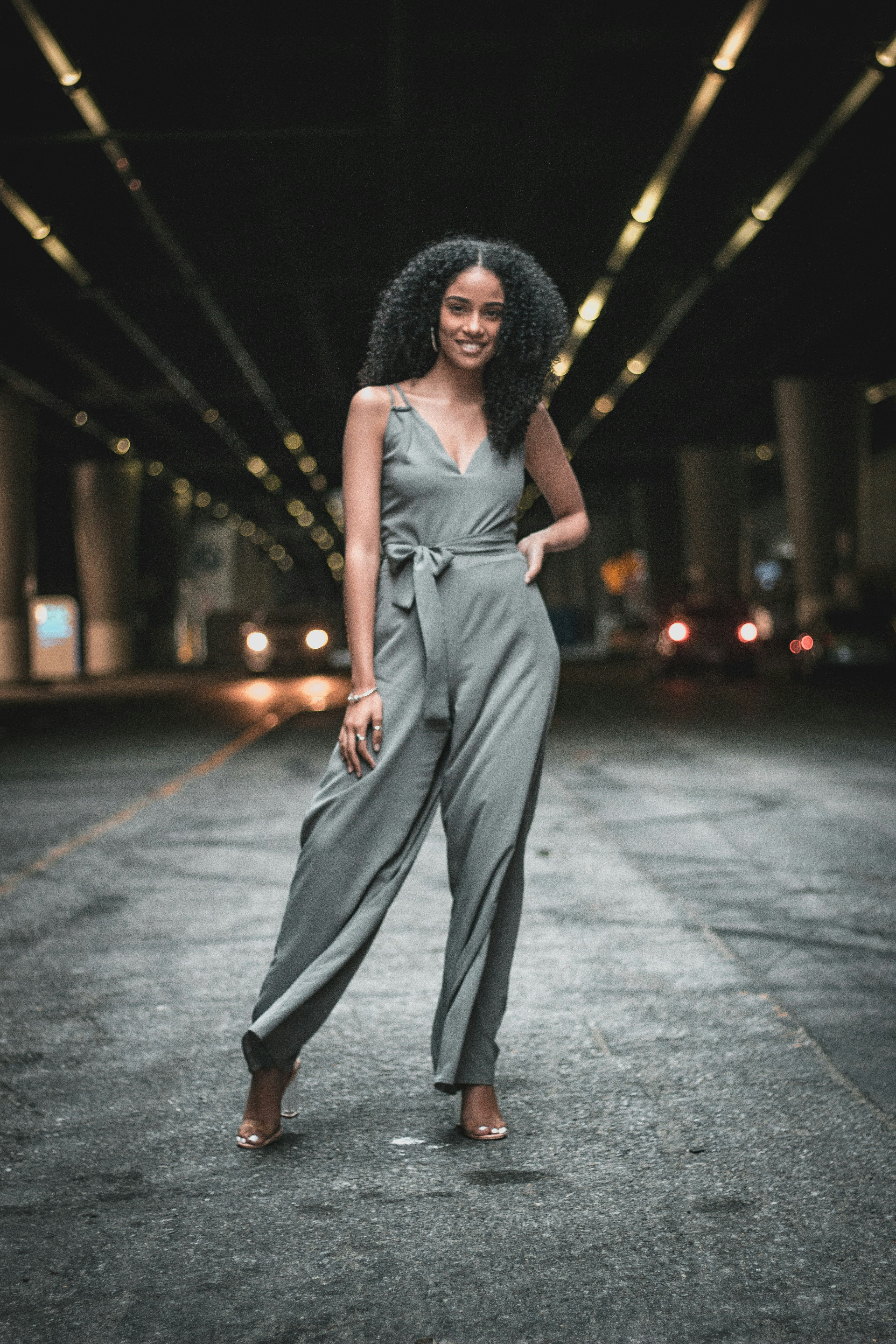 great photo recipe,how to photograph woman standing in the middle of the road