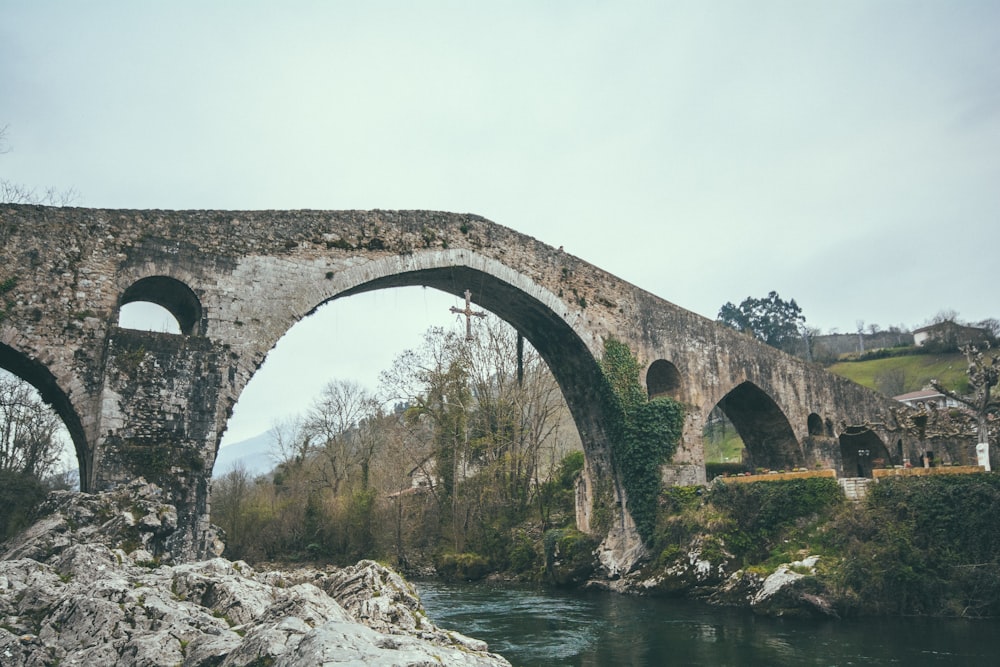 brown stone bridge photo