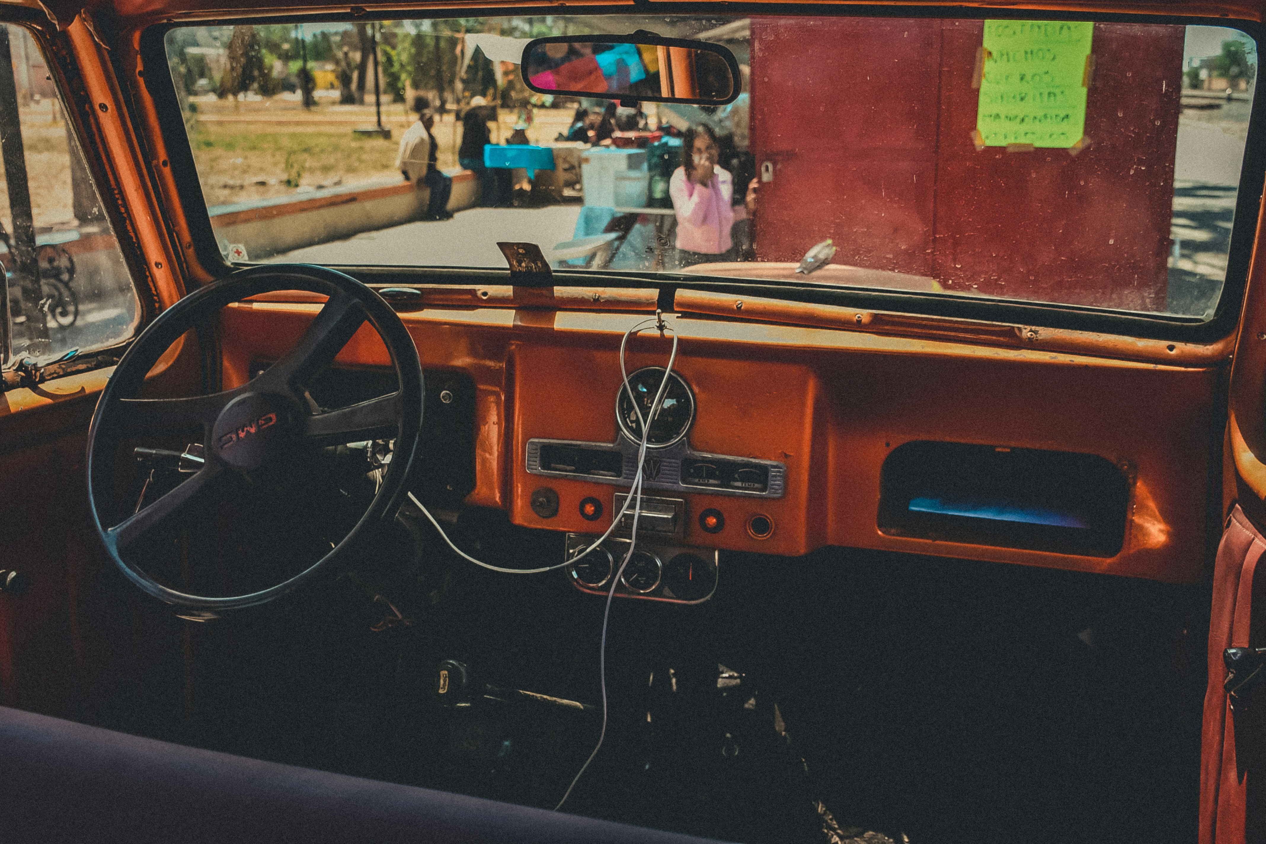 photo-1545368980-bbc2cb064717?ixid=M3wxM