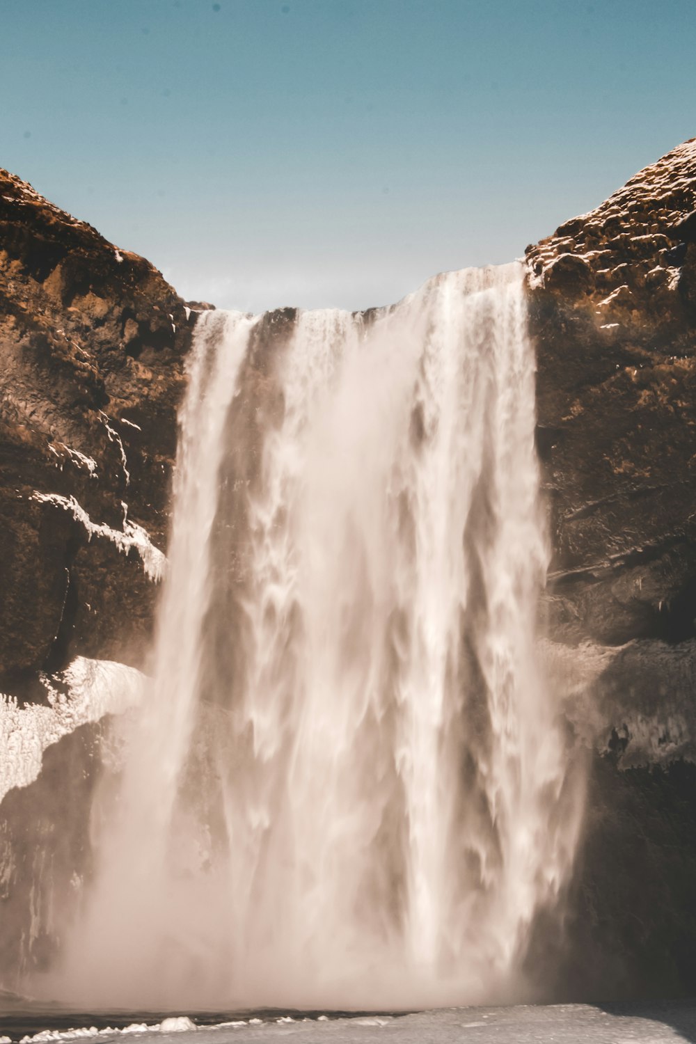 waterfalls during daytime