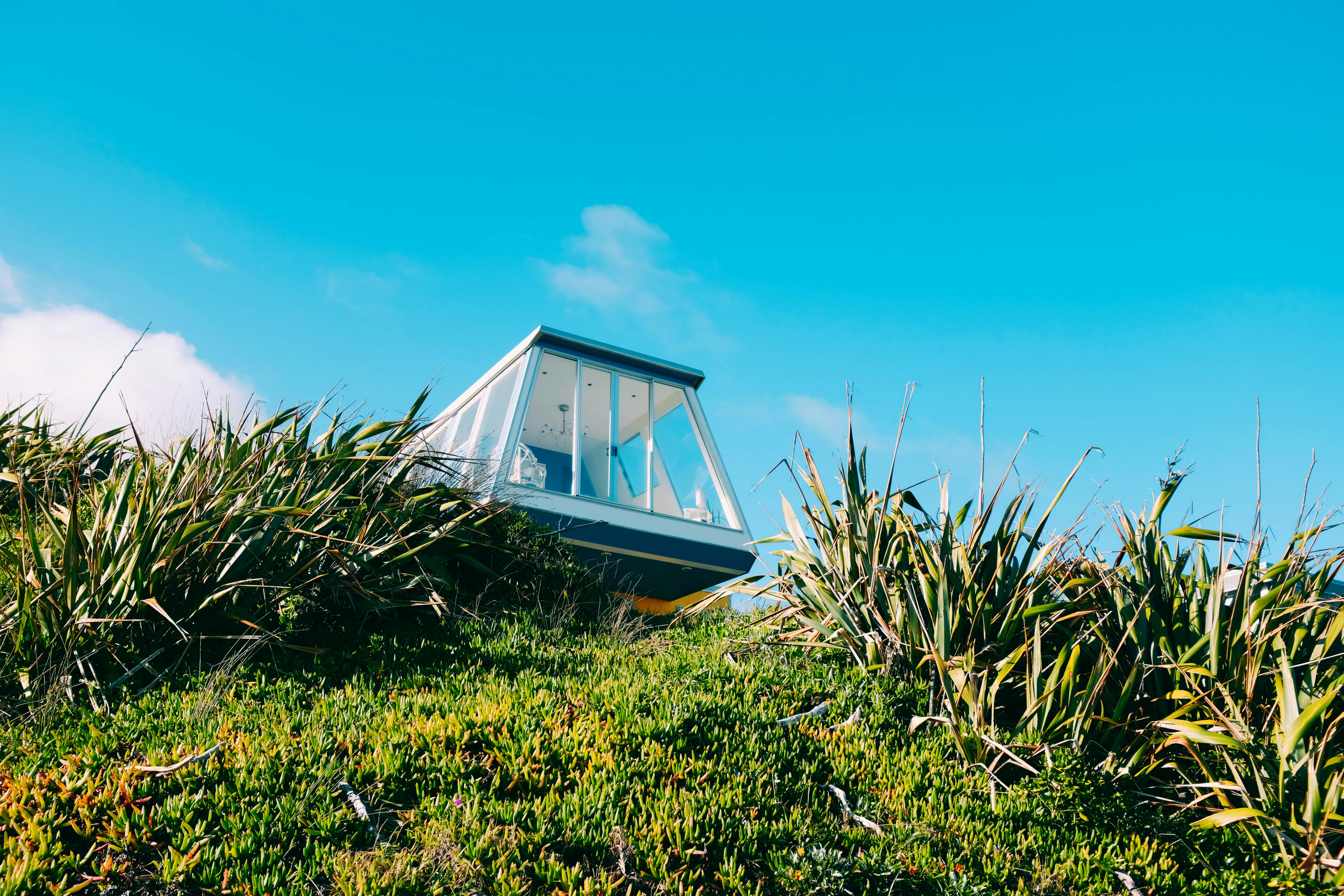 Photo by adrienolichon