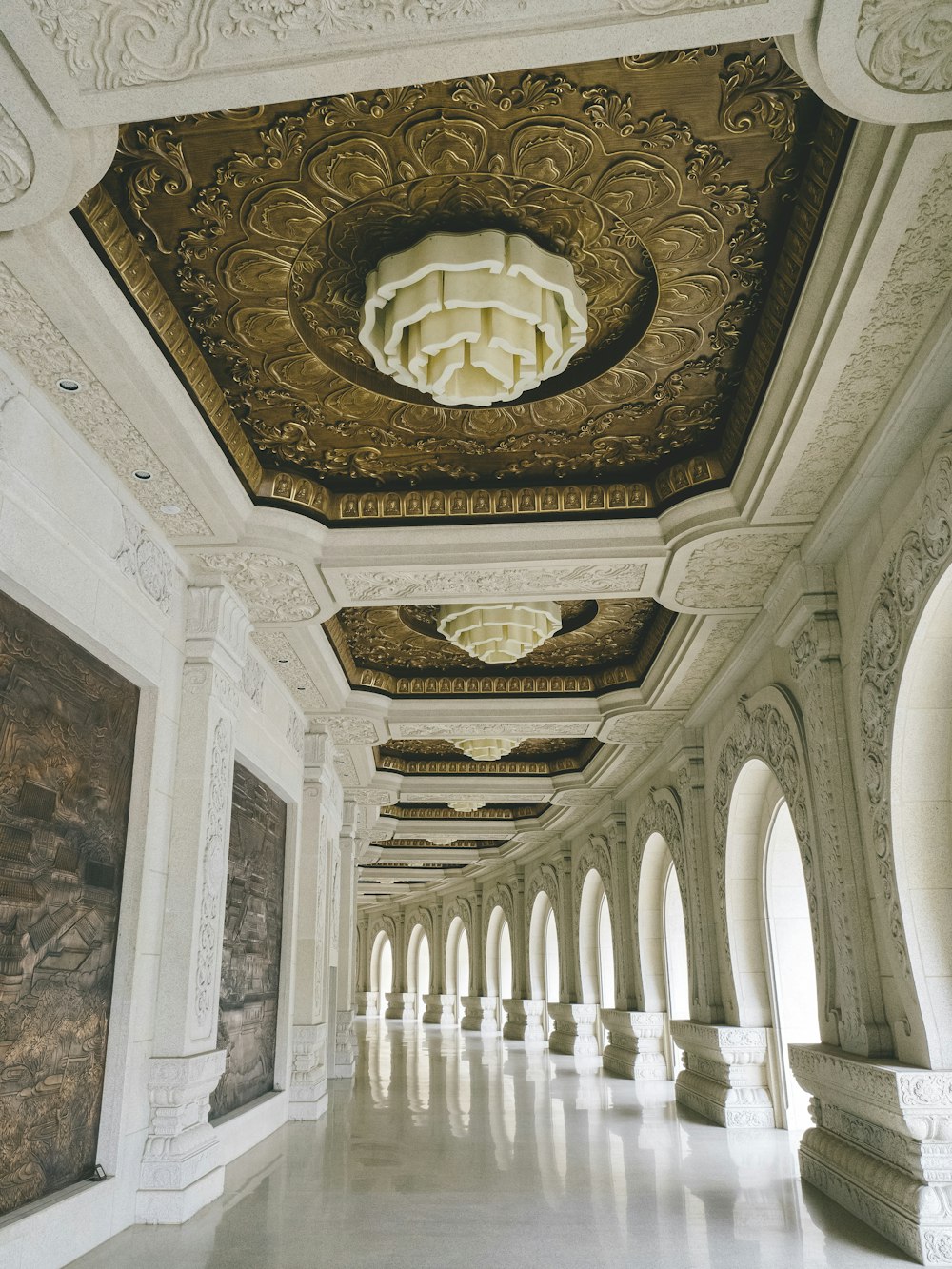 white hallway during daytime